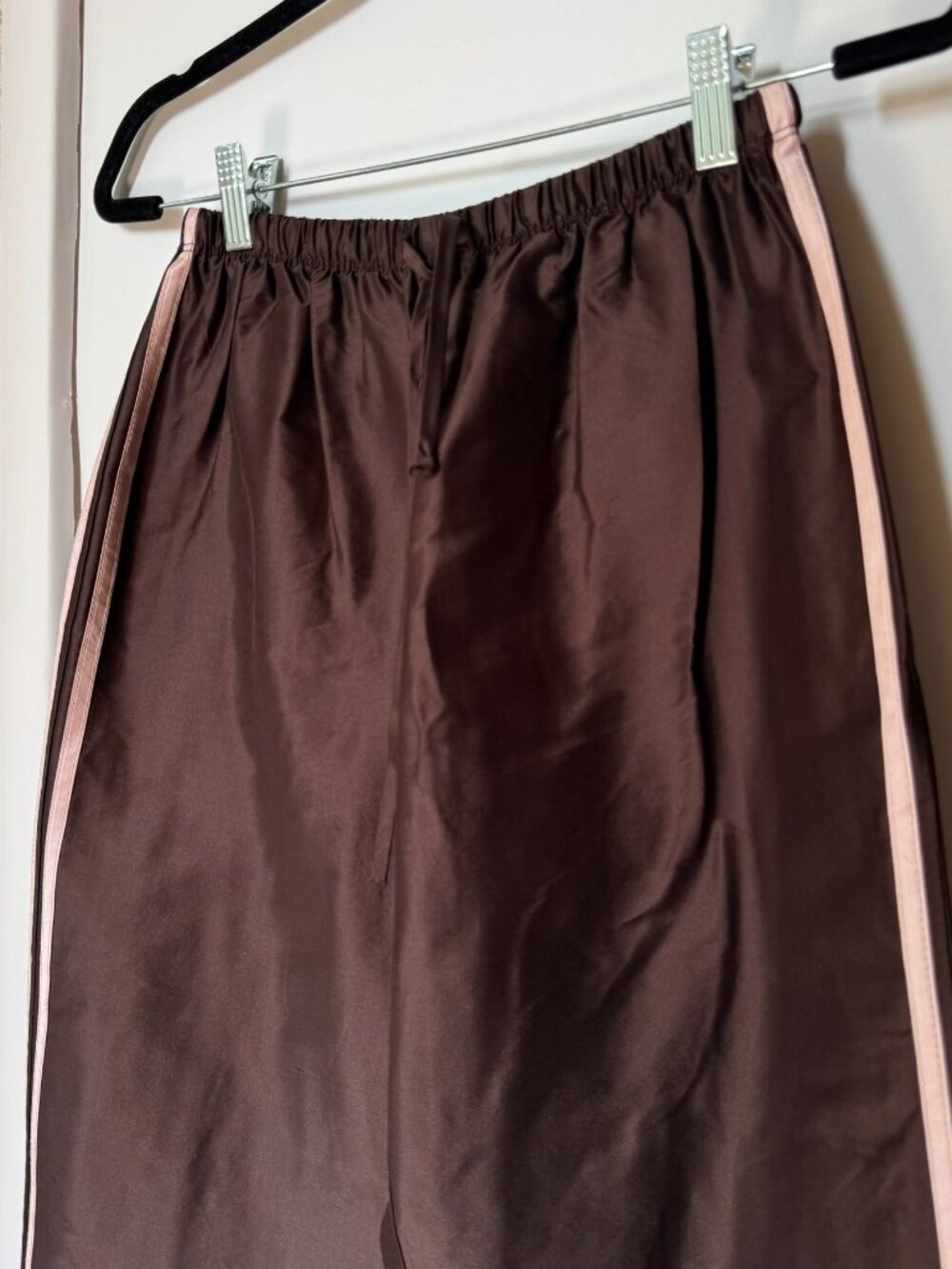 DONNI x Nuuly Silk Taffeta Track Pants Brown Pink Small - Picture 5 of 12